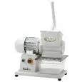 RALLADOR - MOD. GRAGG2 - RALLADOR GIGANTE - Alimentación V 230/50Hz MONOFÁSICA - Potencia Kw 1,5 (2,0 Hp) - Producción horaria Kg 100 - Medidas cm A 28 X F 50 X h 57 - Homologación CE