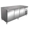 MESA REFRIGERADA DE ACERO INOX AISI 304 - PASTELERÍA - VENTILADO - Mod. G-PA2000TNGR7 - ENCIMERA DE GRANITO - N. 3 PUERTAS - CAPACIDAD BRUTA Lt 613 - TEMPERATURA -2°/+8°C - Dim. cm L 200,5 x P 80 x h 87 - CE