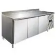 MESA REFRIGERADA CON PETO DE ACERO INOX AISI 304 - PASTELERÍA - VENTILADO - Mod PXF3200TN - N 3 PUERTAS - CAPACIDAD Lt 635 - TEMPERATURA +2°/+8°C - Dim cm L 202 x P 80 x h 96