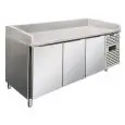 MESA REFRIGERADA PARA PREPARACIÓN DE PIZZA DE ACERO INOX - PARA CONTENEDORES DE PIZZA cm 60x40 - VENTILADO - Mod PZF03 - N 3 PUERTAS - TEMPERATURA +2°/+8°C - Dim Cm L 202 X P 80 X h 100