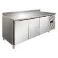 MESA REFRIGERADA CON PETO DE ACERO INOX AISI 304 - VENTILADO - Mod SNACK 3200 BTF - N 3 PUERTAS - CAPACIDAD Lt 386 - TEMPERATURA -18°/-22°C - Dim cm L 179,5 x P 60 x h 96