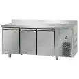 MESA REFRIGERADA CON PETO DE ACERO INOX AISI 304 - VENTILADO - Mod. UG03MBTAL - GASTRONORM 1/1 - N. 3 PUERTAS - Temperatura -18°/-22°C - Medidas cm L 187 x P 71,5 x h 95/102 - CE