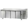 MESA REFRIGERADA CON PETO DE ACERO INOX AISI 304 - VENTILADO - Mod. UG04MGNAL - GASTRONORM 1/1 - N. 4 PUERTAS - Temperatura NORMAL 0°/+10°C - Dim cm. L 232 x P 70 x h 95/102 - CE