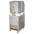 MÁQUINA PARA PASTA FRESCA - Mod. XY 700 - Producción horaria Kg/h 30 - Potencia 2 kW - 400V/3/50Hz – CE
